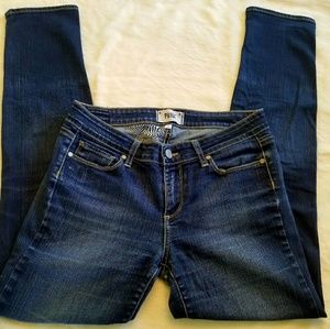 || PAIGE | Skyline Skinny Sz 28 Straight Leg Jeans
